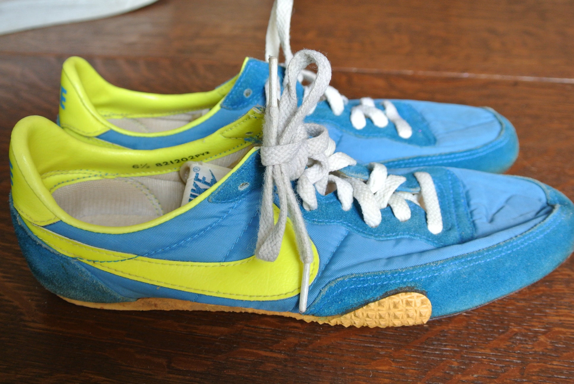 Vintage Nike sneakers/track spikes from 80s | Etsy