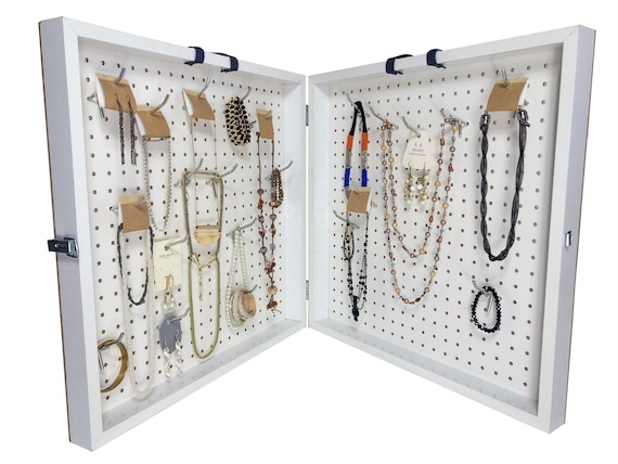 Portable Jewelry Display Photos  Craft show displays, Jewelry