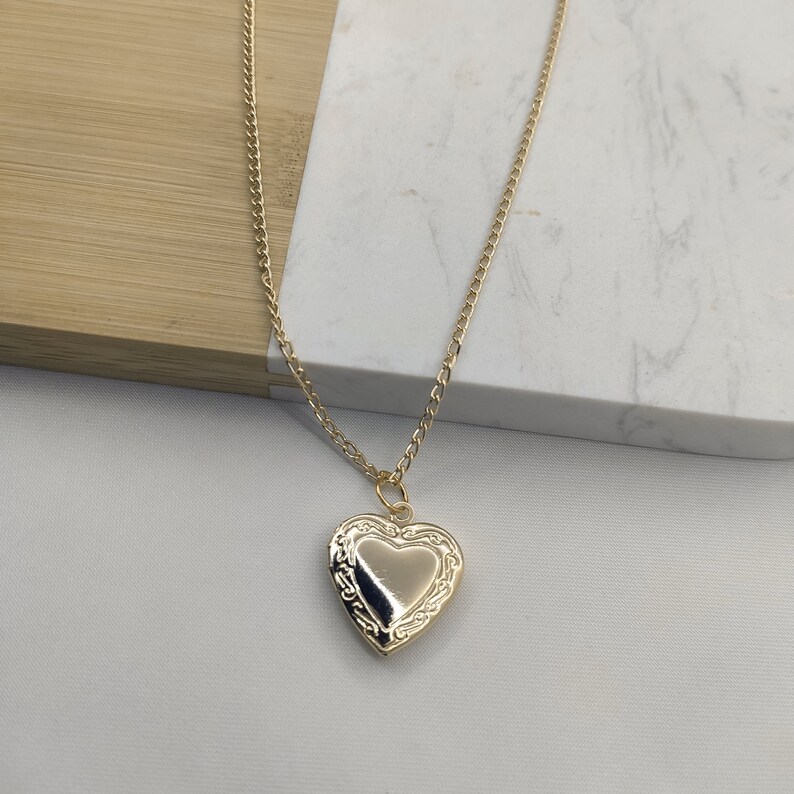 Personalized Gold Heart Locket Necklace With Photo Etsy