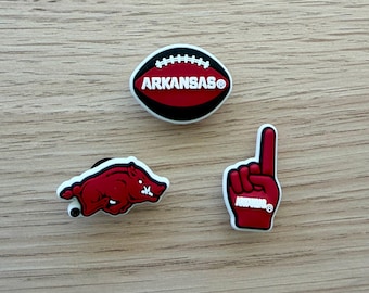 University of Arkansas schoenbedels set van 4 | Schoenbedels Arkansas | Razorbacks croc jibbitz