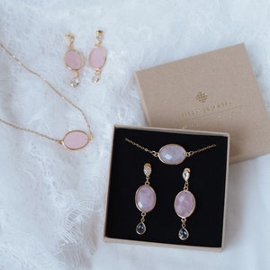 Jewelry set &quot;dusty rose&quot; necklace and earrings with rose quartz / bridal jewelry / bridesmaid jewelry / costume jewelry / everyday jewelry