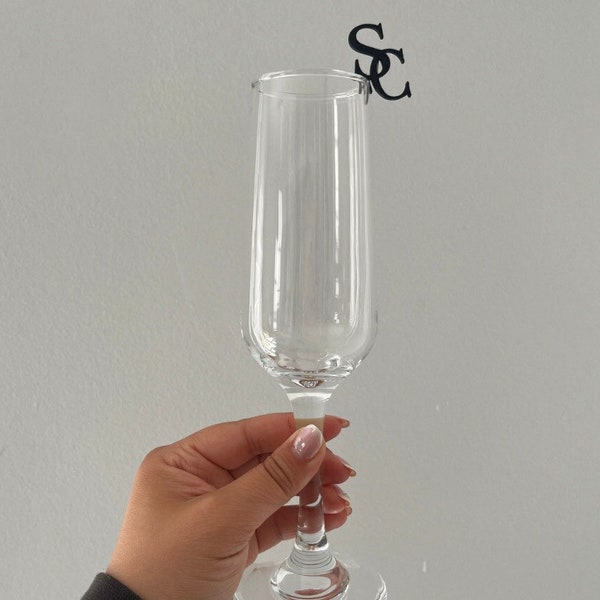 Iniciales de etiquetas de bebidas de boda PERSONALIZADAS respetuosas con el medio ambiente, decoraciones de boda personalizadas, toppers de bebidas de boda personalizados, agitadores de bebidas personalizados