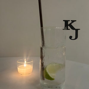 Etiquetas para bebidas de boda personalizadas con iniciales, adorno para bebidas de boda, regalos de boda personalizados, agitadores de bebidas personalizados, adorno para bebidas