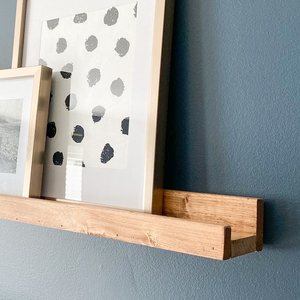 Picture Ledge Wood Floating Shelf Photo Rail Picture Shelves Wood Bookshelf for Kids Room Decor Minimalist Design Limited Storage Narrow