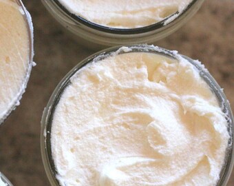 pure HOMEMADE RINDERTALG Feuchtigkeitscreme - geschlagenes reines Talg, erstaunliche heilende Eigenschaften, sicher für Gesicht, natürliches, mit Gras gefüttertes Rind