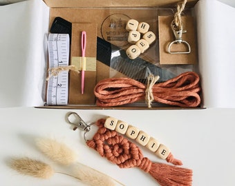 Macrame Custom Name Keychain Kit with PDF Tutorial | DIY Keyring Pattern | Crafty Person Gift | Hen Party Christmas Craft Idea | 21 Colours