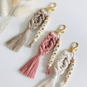 Cadeau porte-clés prénom personnalisé | Cadeau souvenir de demoiselle d'honneur | Cadeaux nuptiales | Coffret cadeau demoiselle d'honneur | Porte-clés bohème en macramé