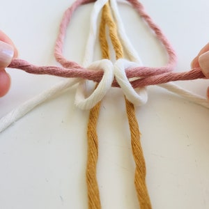 DIY Macrame Keychain PDF Pattern | Macrame Key Ring PDF Tutorial | Step ...