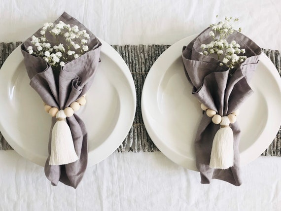 Napkins and napkin holders discount