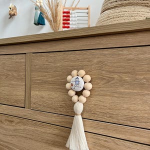 Decorazione per porta con nappe in macramè / Appendiabiti con perline di legno / Interni boho / Articoli per la casa naturali / Accessori per la casa in stile country / 21 colori