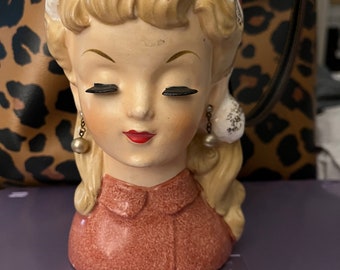 Tête de femme Enesco