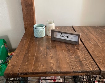 Dog Kennel Table Top