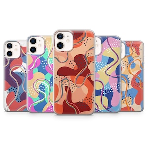 Könnte beinhalten: Fünf verschiedene Handyhüllen mit abstrakten Designs mit bunten Wirbeln, Punkten und Formen auf einem transparenten Hintergrund.