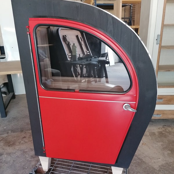 Meuble vitrine avec véritable porte 2CV