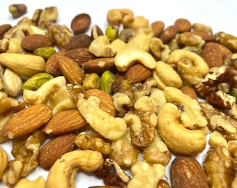 Shelled Nut Mix - Small Pet Treats