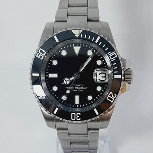 Submariner hotsell style watch