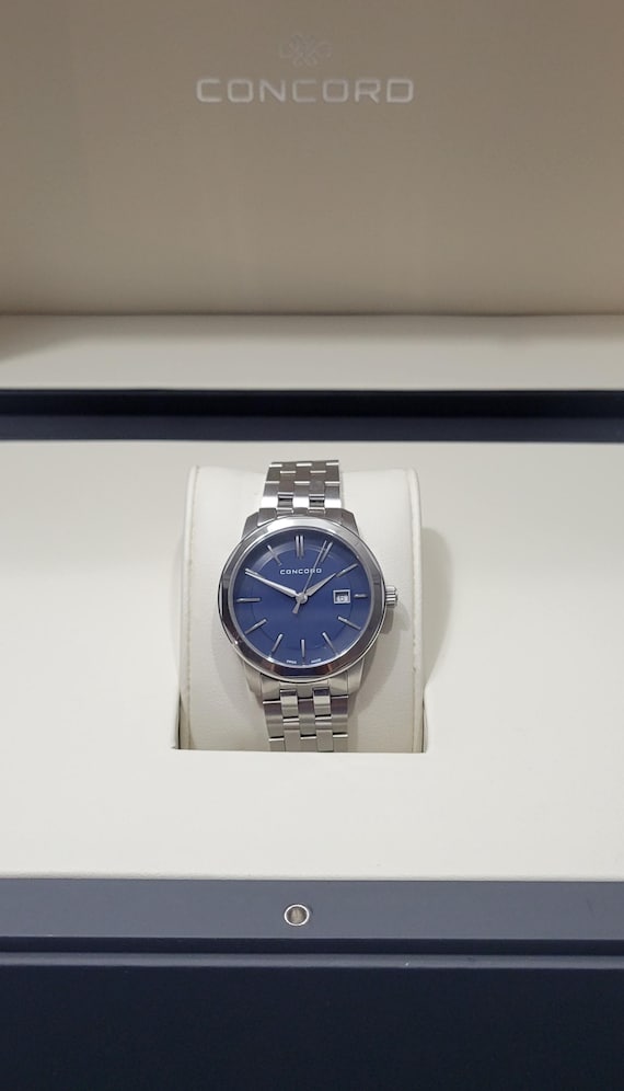 Concord Bennington 31mm Blue Dial 3 Jewels Swiss Quartz  display picture 3