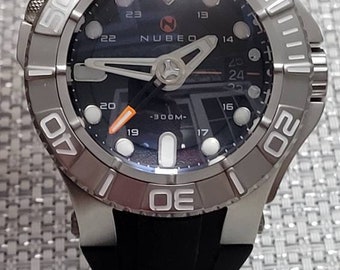 NUBEO Manta Automatic Diver 300m Sapphire Crystal 24 Jewels Men's Watch