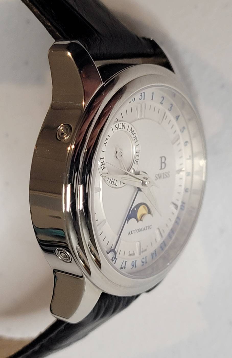 B Swiss Prestige 38mm Moonphase 26 Jewels Automatic Men s Watch