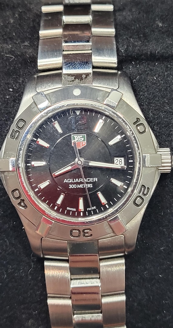 TAG Heuer Aquaracer 28mm WAF1410 Swiss 3 Jewels Quartz  display picture 1