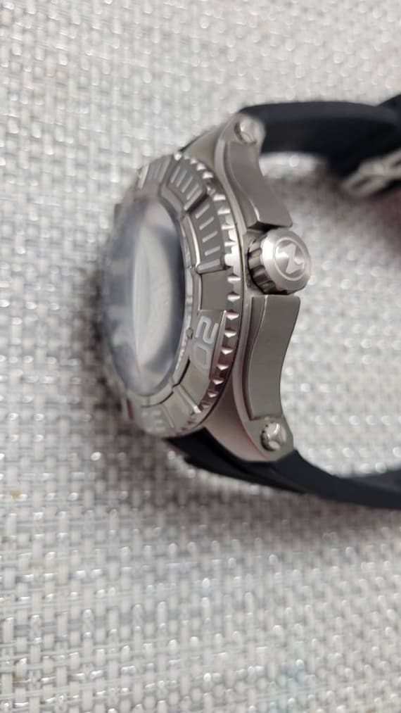 NUBEO Manta Automatic Diver 300m Sapphire Crystal 24 Jewels Men s