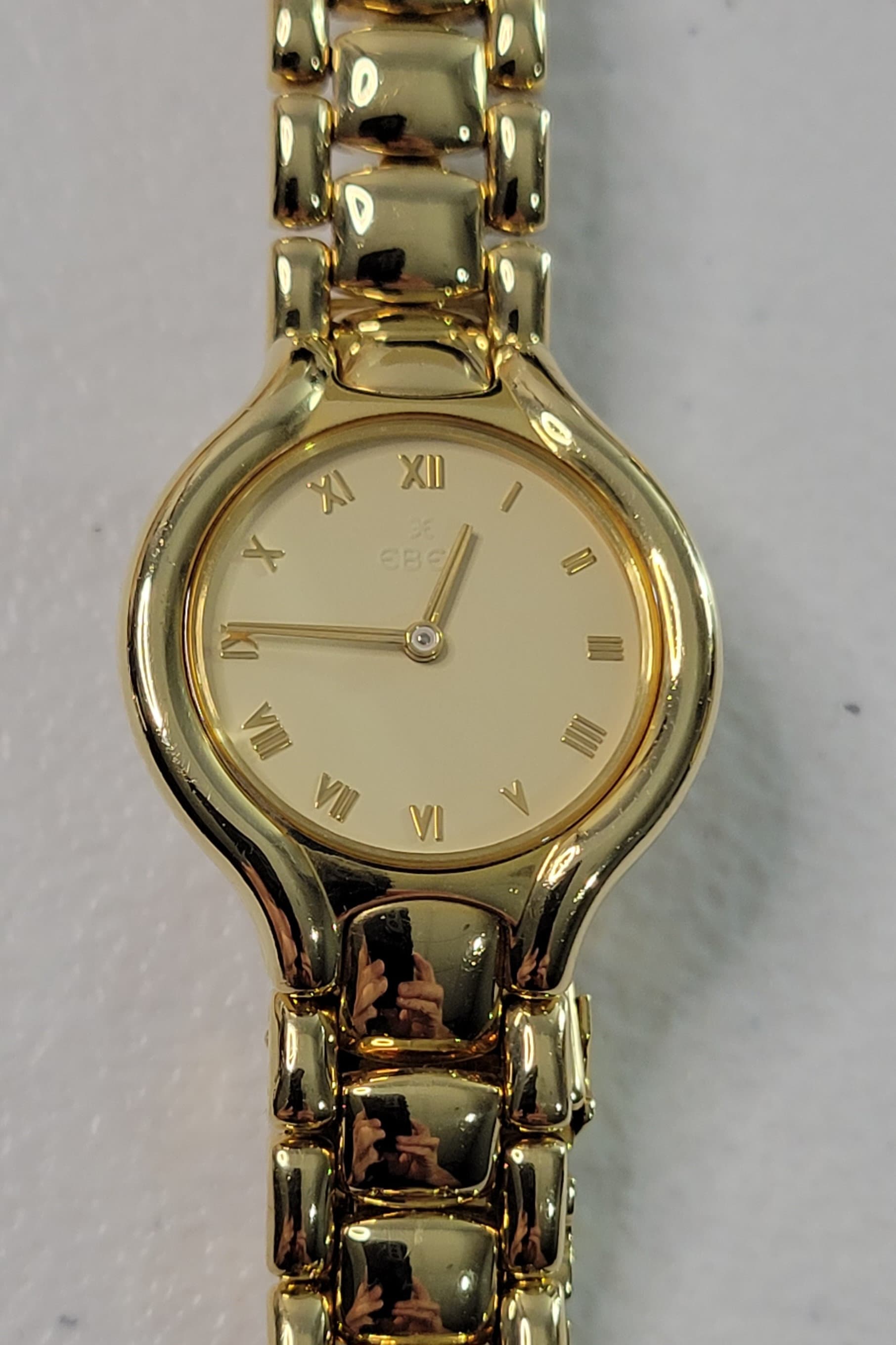 Ebel Beluga 24mm 18k Solid Gold 71 Grams Swiss 4 Jewels  display picture 2