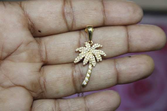 Iced out palm store tree pendant