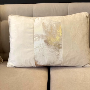 Glisten Velvet Pillow Cover | Pillow With Piping | Decorative Pillows | Luxury Throw Pillow Cover | Piping Pillows | Velvet Cushion Cover