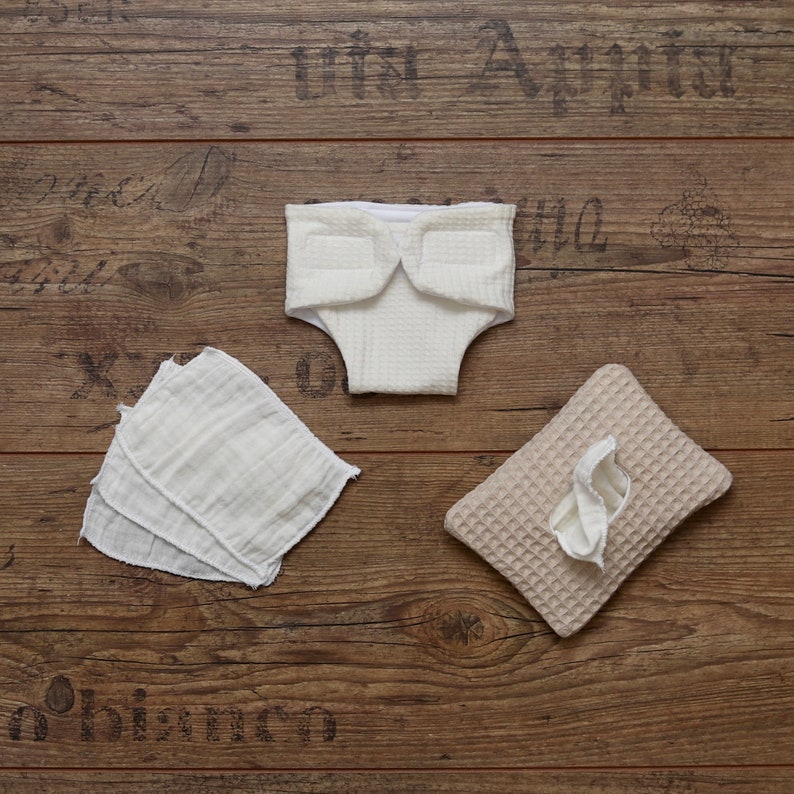 Puppen Windelset Windel Set mit Feuchtetücherbox, Puppenwindel, Puppenkleidung Beige (Box)