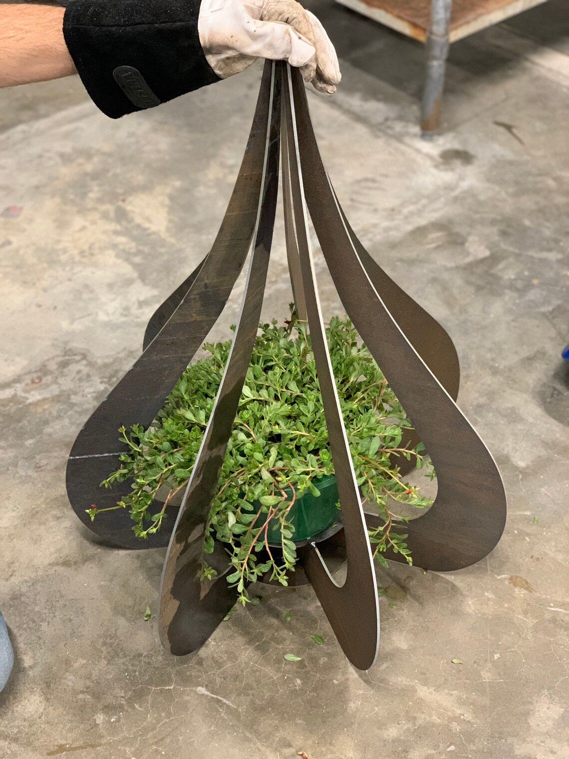 Teardrop Planter Teardrop Sculpture Teardrop Garden Art Etsy