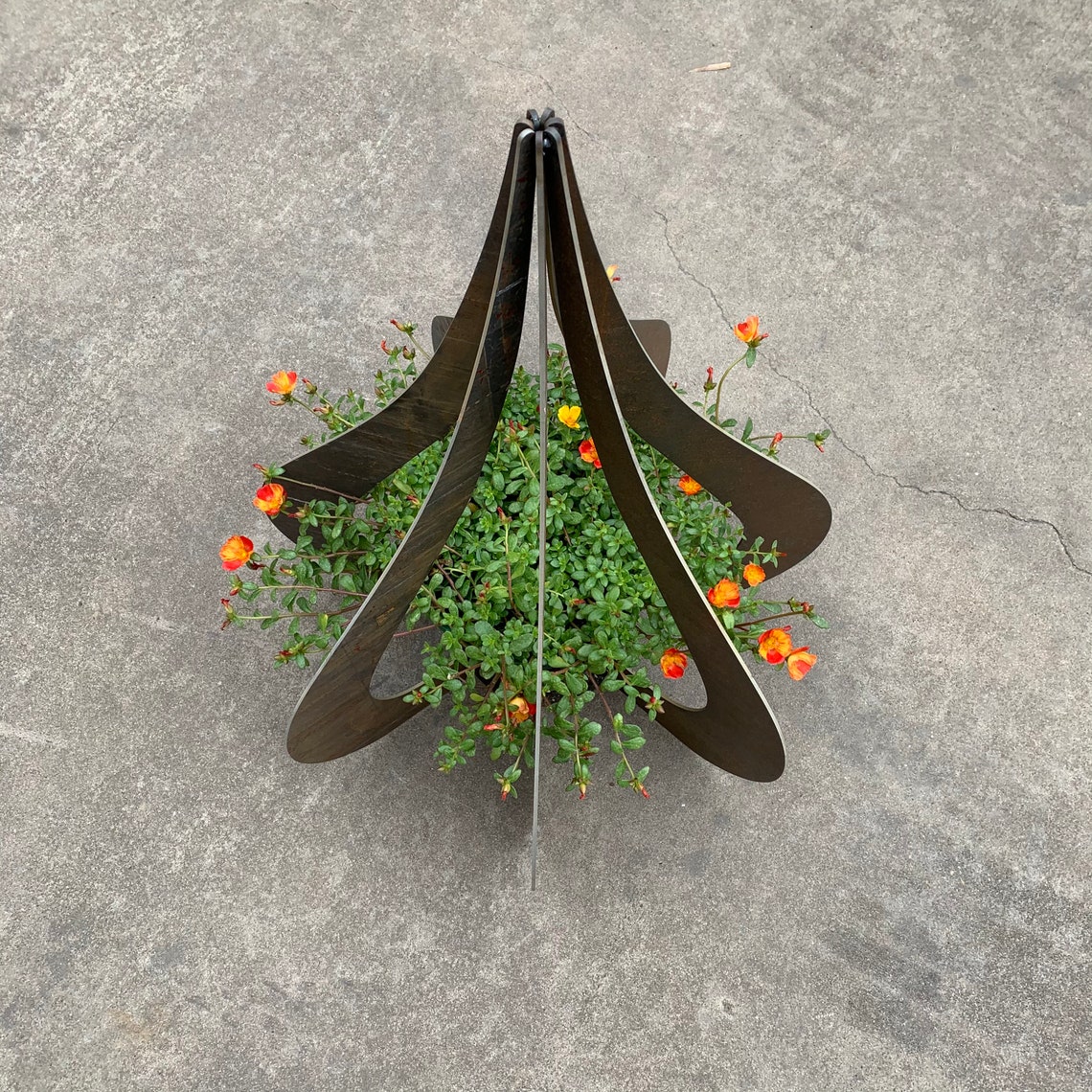 Teardrop Planter Teardrop Sculpture Teardrop Garden Art Etsy