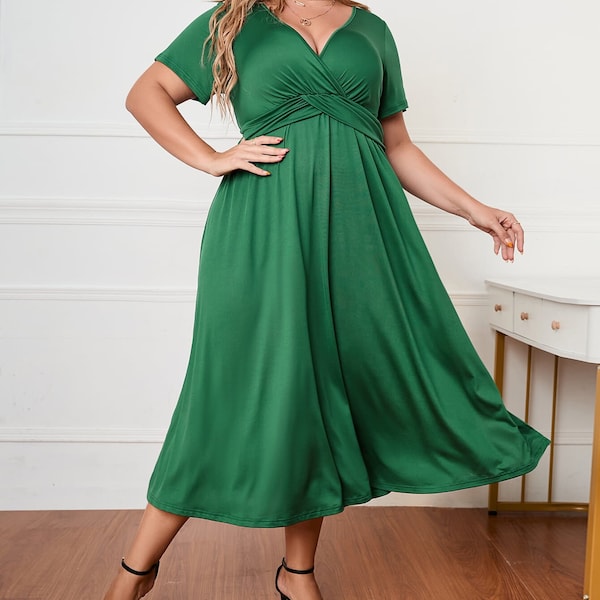 Plus Size Midi Dress Short Sleeve Dress Gift for Her Plus Size Vacation Long Dress Green Plus Size Dress Formal