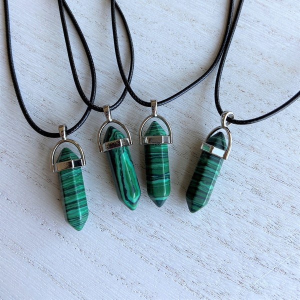 Emerald Green Hexagonal Crystal Quartz Pendant Necklace. Chakra Healing Necklace