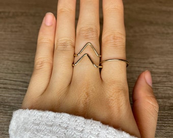 Gold Midi Ring Set | Knuckle Rings Set | Chevron and Basic Band