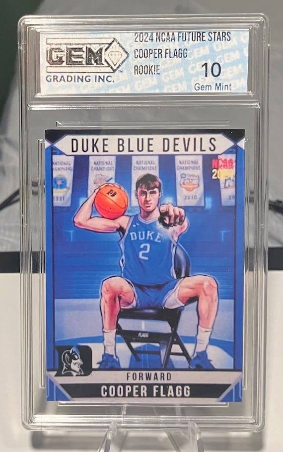 クーパー・フラッグのNCAAルーキーカード、グレード10！写真のカードを