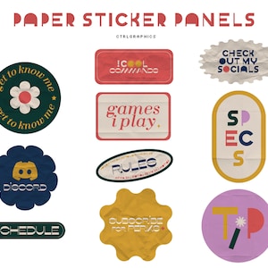 Puede incluir: Un conjunto de diez paneles de pegatinas de papel con varios diseños. Las pegatinas presentan texto como "get to know me", "games I play", "check out my socials", "subscribe for perks", "discord", "schedule", "specs", "rules", "tip" y "!cool commando".