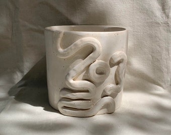 The Face Vase