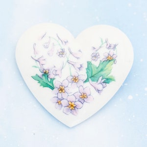 Vintage Ceramic White Heart Flower Brooch | Avon | J1