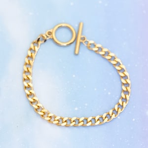 Vintage Curb Chain Style Gold Tone Chain Bracelet | 7 inch | J29