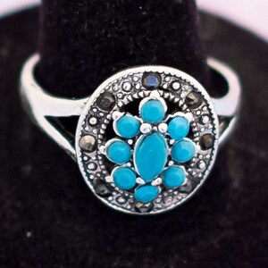 Vintage Blue Flower Ring | Silver Tone | Size 9 | J26