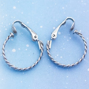 Vintage Twisted Spiral Hoop Earrings | Silver Tone Hoop Earrings | J13