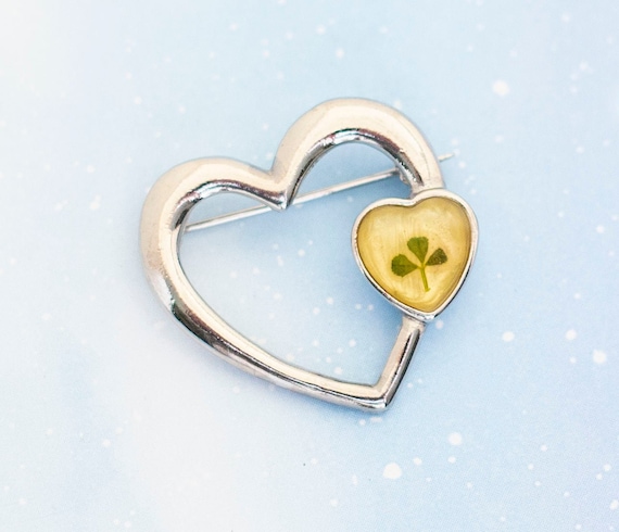 Vintage Shamrock Heart Brooch | Silver Tone Heart… - image 1