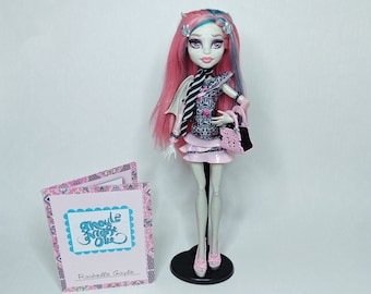 Monster High Rochelle Goyle Ghouls Nights Out Doll | 99% Complete | Read