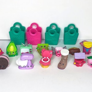 Lot of 14 Shopkins Figures And Bags - Mixed Seasons | In good pre-owned condition | Collectible Shopkins Mini Figures