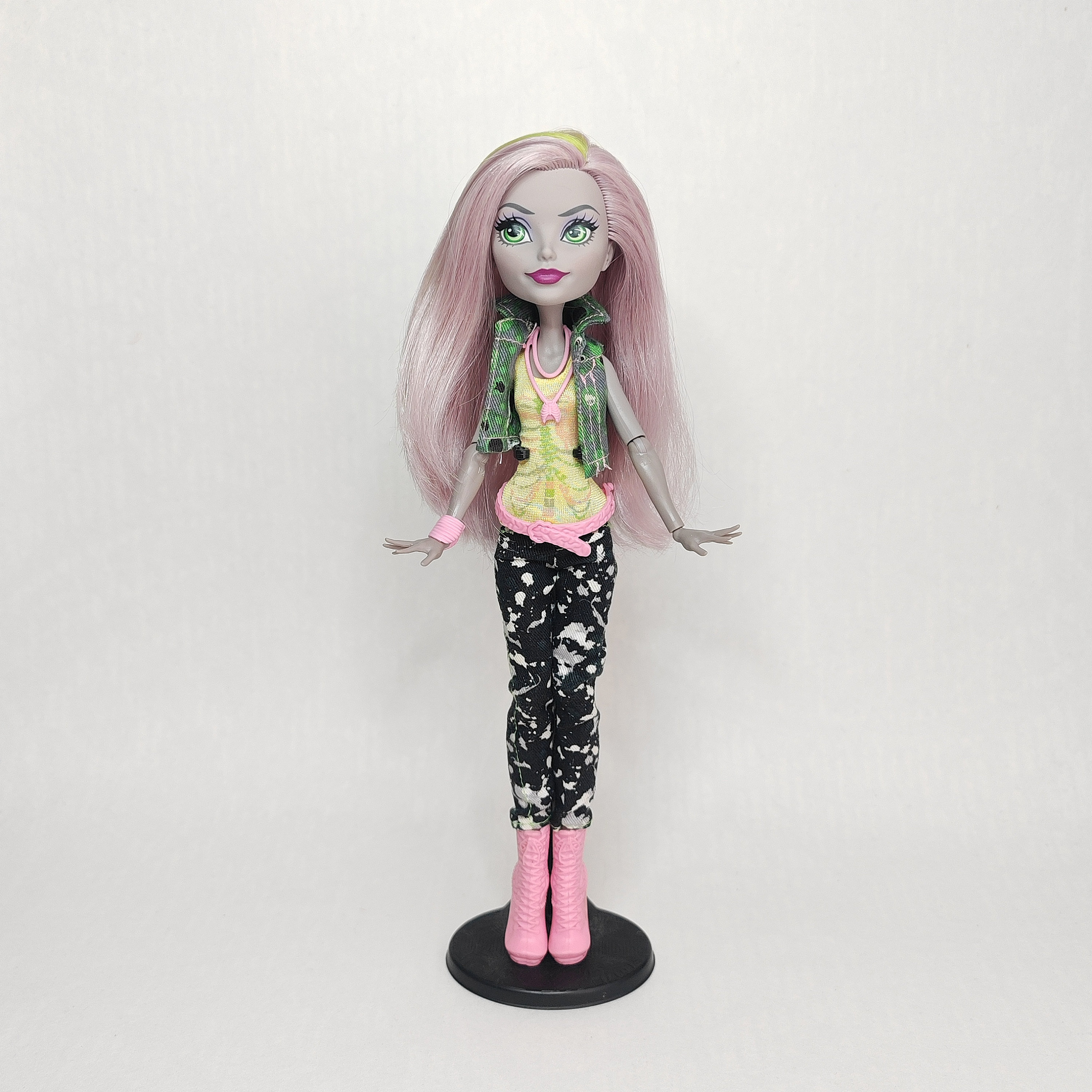 Discount monster high moanica doll Free Shipping