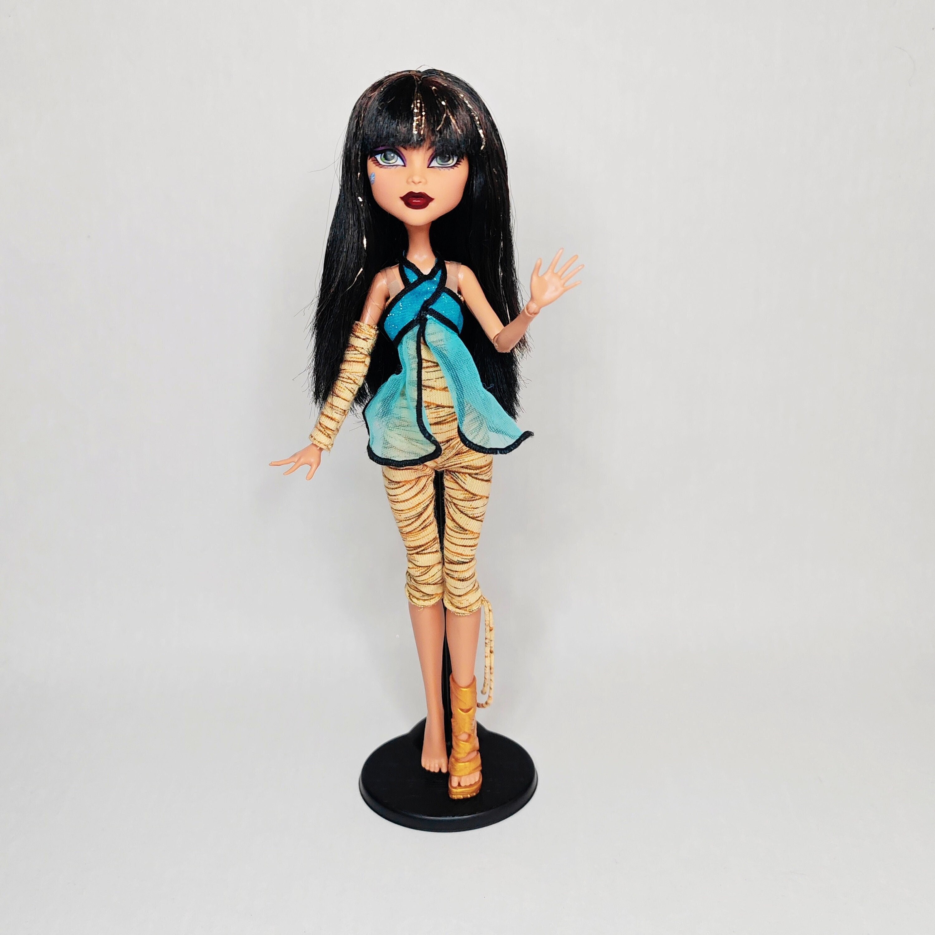 Muñeca Monster High First Wave Cleo De Nile con articulaciones de