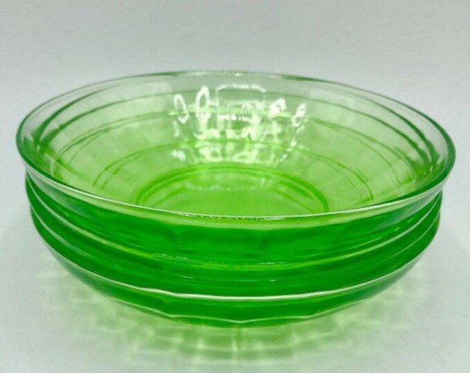 Vintage 1930's Green Depression Glass Cereal Bowls Set of 4 Anchor