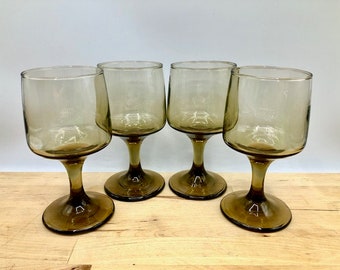 Vintage Wine Glasses Set of 4  c.1970s  Libbey Glass Tawny Accent Pattern Mid Century Barware - Made in USA - Mid Century Kitchen