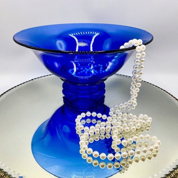 Vintage 1930s Cobalt Blue Glass Footed Pedestal Fruit Bowl Art Deco design