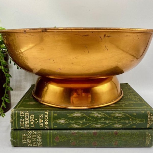 Vintage Copper Pedestal Bowl Mid Century Fruit Bowl / Planter Rustic Primitive Country Farmhouse  1960s